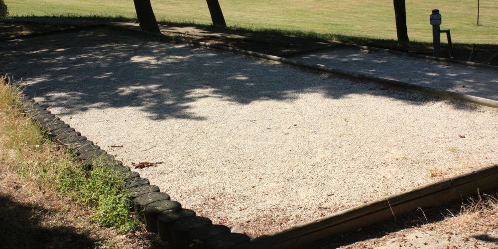 Personnalisation du terrain pétanque